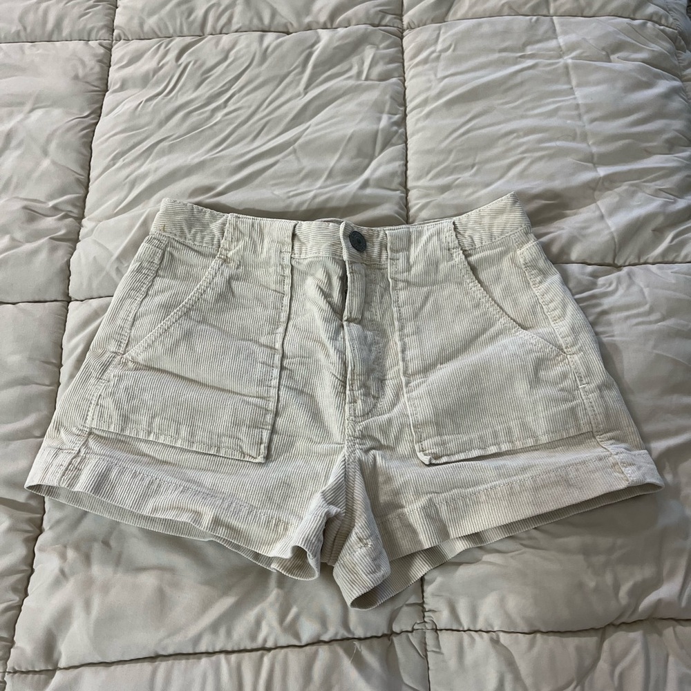 American Eagle Outfitters High Waist Cream Shorts